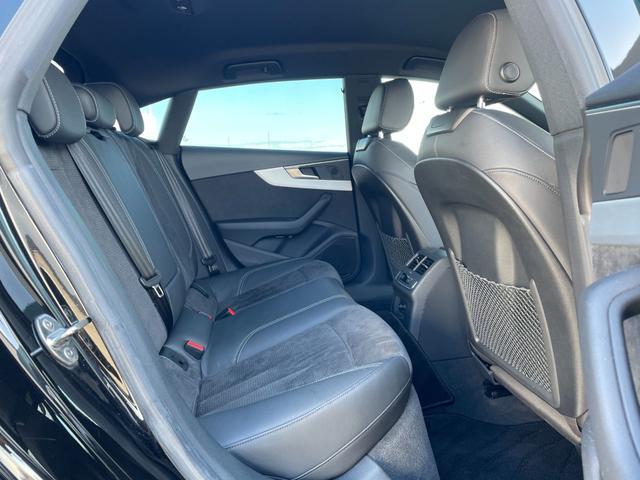 Ａ５スポーツバック ４０ＴＦＳＩスポーツ　Ｓライン　純正ナビ　フルセグＴＶ　バーチャルコックピット　全方位カメラ　パワーリアゲート　パワーシート　アダプティブクルーズコントロール　マトリクスＬＥＤ　純正１８インチアルミホイール（43枚目）