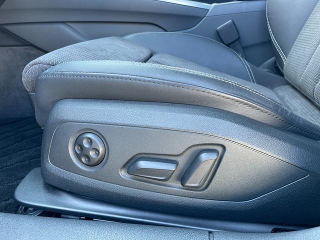 Ａ５スポーツバック ４０ＴＦＳＩスポーツ　Ｓライン　純正ナビ　フルセグＴＶ　バーチャルコックピット　全方位カメラ　パワーリアゲート　パワーシート　アダプティブクルーズコントロール　マトリクスＬＥＤ　純正１８インチアルミホイール（53枚目）