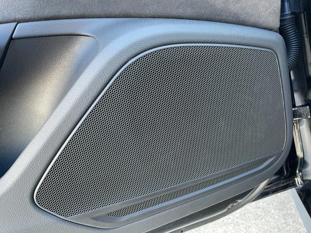 Ａ５スポーツバック ４０ＴＦＳＩスポーツ　Ｓライン　純正ナビ　フルセグＴＶ　バーチャルコックピット　全方位カメラ　パワーリアゲート　パワーシート　アダプティブクルーズコントロール　マトリクスＬＥＤ　純正１８インチアルミホイール（55枚目）