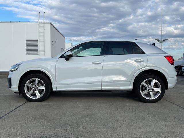 Ｇｏｏ鑑定はＪＡＡＡ（日本自動車鑑定協会）に委託し、内外装の状態、走行距離、機関、修復歴を細かくチェック致します