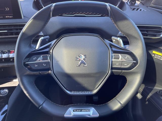 ３００８ ＧＴ　ブルーＨＤｉ　ガラスサンルーフ　ハーフレザーシート　電動パワーシート　シートヒーター　純正ＬＥＤヘッドライト　純正１８インチアルミホイール　オートテールゲート　パドルシフト　バックモニター　ブラインドスポットモニタ（8枚目）