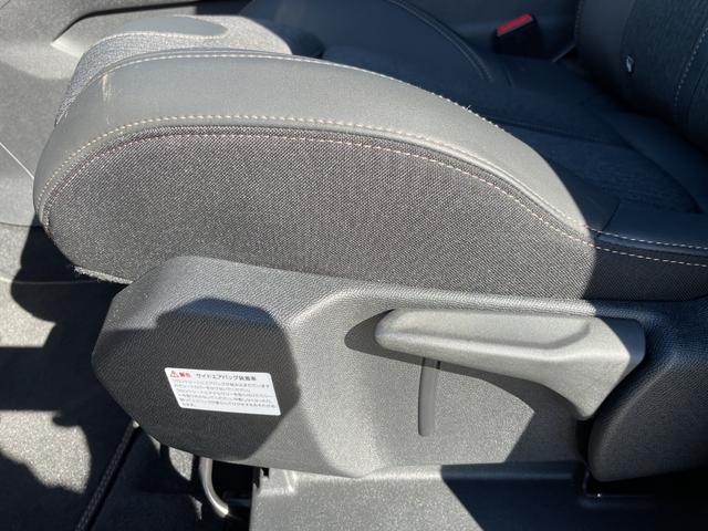 ３００８ ＧＴ　ブルーＨＤｉ　ガラスサンルーフ　ハーフレザーシート　電動パワーシート　シートヒーター　純正ＬＥＤヘッドライト　純正１８インチアルミホイール　オートテールゲート　パドルシフト　バックモニター　ブラインドスポットモニタ（36枚目）