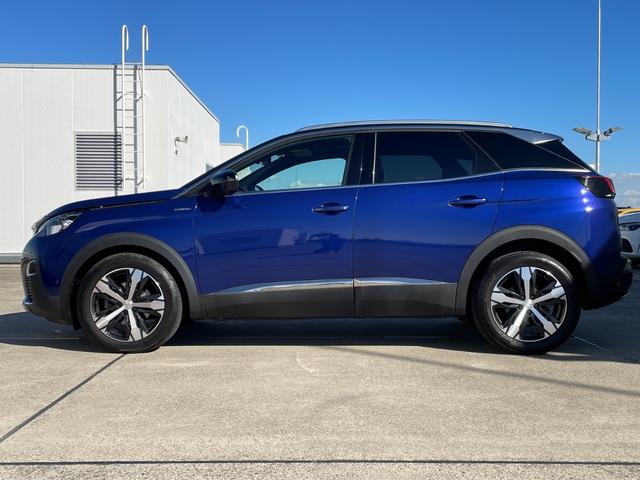 ３００８ ＧＴ　ブルーＨＤｉ　ガラスサンルーフ　ハーフレザーシート　電動パワーシート　シートヒーター　純正ＬＥＤヘッドライト　純正１８インチアルミホイール　オートテールゲート　パドルシフト　バックモニター　ブラインドスポットモニタ（57枚目）