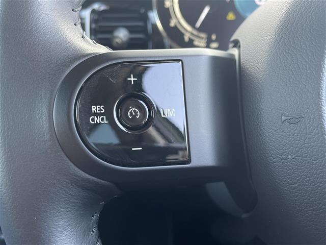 ＭＩＮＩ クーパーＳＤ　クラシック・トリム　前方ドライブレコーダー　アクティブクルーズコントロール　バックカメラ　ＥＴＣ２．０　ハーフレザーシート　前後ＰＤＣ　ドライビングモードスイッチ　ＡｐｐｌｅＣａｒＰｌａｙ　ＡｎｄｒｏｉｄＡｕｔｏ（8枚目）