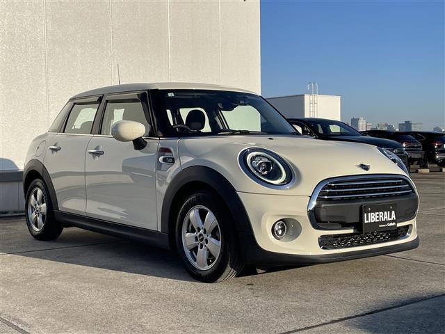 ＭＩＮＩ ヴィクトリア　純正ナビ／バックカメラ／インテリジェントセーフティ／衝突警告／歩行者警告／前後ドライブレコーダー／ＥＴＣ／純正ＵＳＢ／ＢＴオーディオ／スマートキー／純正１５インチＡＷ／ドアバイザー／新車時保証書（32枚目）