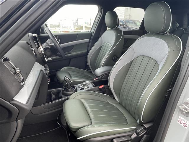 �k�h�a�d�q�`�k�`�́A�A���ԑI�т̐V���ȃX�^�C�����Ă���C���|�[�g�E�Z���N�g�E�u�����h�ł��B�I�[�i�[�l�ƂȂ�����N���}���璼�ڊ����銴������ɂ����A�ŗǂ̈��Ƃ̏o����R�[�f�B�l�[�g�������܂��B