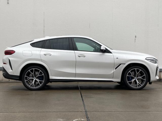 Ｘ６ ｘＤｒｉｖｅ　３５ｄ　ＯＰ２１ＡＷ　パノラマサンルーフ　ＨＵＤ　パーキングアシストプラス　ＰＤＣ　ハ゜ーキンク゛・アシスト　トップブュー＋３Ｄビュー　３６０°カメラ・ドライビング・アシスト・プロフェッショナル（36枚目）