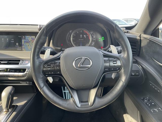 ＬＣ ＬＣ５００ｈ　Ｌパッケージ　メーカーＯＰナビ　地デジ　ＢＴ　バックカメラ　パノラマルーフ　ブラックレザーシート　ＡＣＣ　　クリアランスソナー　３眼ＬＥＤライト　スマートキー（10枚目）