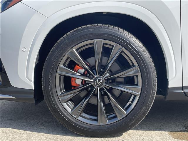 ＮＸ ＮＸ３００ｈ　Ｆスポーツ　純正ナビ　３６０°カメラ　レザーシート　ＥＴＣ２．０　ブラインドスポットモニター　アダプティブクルーズコントロール　フルセグＴＶ　ＬＥＤヘッドライト　シートヒーター　シートエアコン　ＨＵＤ（40枚目）