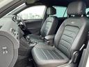 ＴＤＩ　４モーション　Ｒライン　純正ナビ　フルセグＴＶ　ＣＤ／ＤＶＤ再生　Ｂｌｕｅｔｏｏｔｈ接続　レザーシート　前席シートヒーター　Ｄ席電動パワーシート　アダプティブクルーズコントロール　ブラインドスポットモニター　レーンキープ（42枚目）