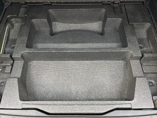 フォレスター ４ＷＤ　Ｘ－ブレイク　保証書／社外　ＳＤナビ／衝突安全装置／シートヒーター／車線逸脱防止支援システム／シート　ハーフレザー／ヘッドランプ　ＨＩＤ／ＥＴＣ／ＥＢＤ付ＡＢＳ／横滑り防止装置／アイドリングストップ　ワンオーナー（24枚目）