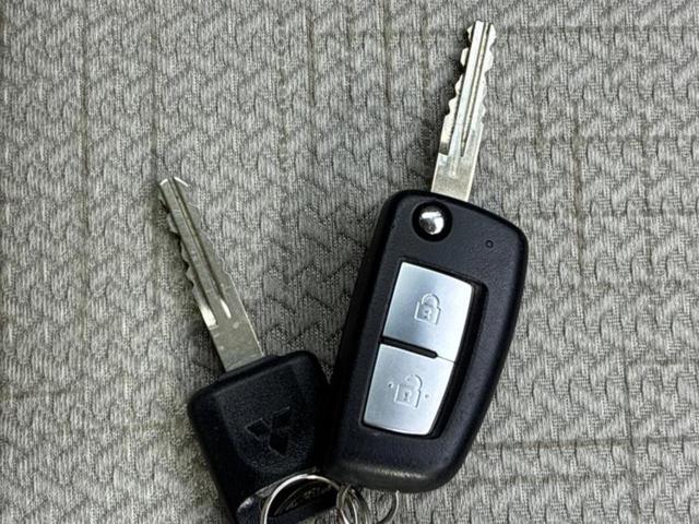 eKワゴン M 新品タイヤ/社外 メモリーナビ/シートヒーター 前席/パーキングアシスト バックガイド/Bluetooth接続/ETC/EBD付ABS/横滑り防止装置/アイドリングストップ/バックモニター(33枚目)