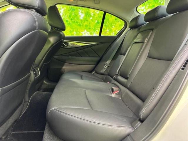 スカイライン ４ＷＤ　ＧＴタイプＳＰ　新品タイヤ／ＢＯＳＥ／純正　８インチ　ＳＤナビ／衝突安全装置／シートヒーター／車線逸脱防止支援システム／シート　フルレザー／ヘッドランプ　ＬＥＤ／ＥＴＣ／ＥＢＤ付ＡＢＳ／横滑り防止装置　革シート（7枚目）