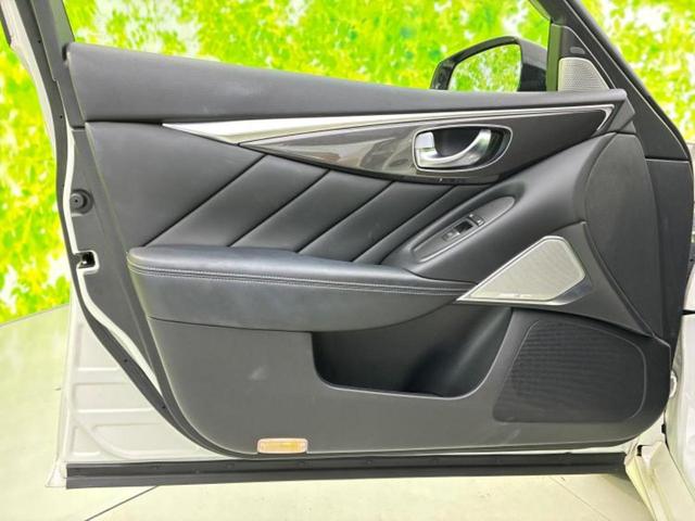 スカイライン ４ＷＤ　ＧＴタイプＳＰ　新品タイヤ／ＢＯＳＥ／純正　８インチ　ＳＤナビ／衝突安全装置／シートヒーター／車線逸脱防止支援システム／シート　フルレザー／ヘッドランプ　ＬＥＤ／ＥＴＣ／ＥＢＤ付ＡＢＳ／横滑り防止装置　革シート（21枚目）