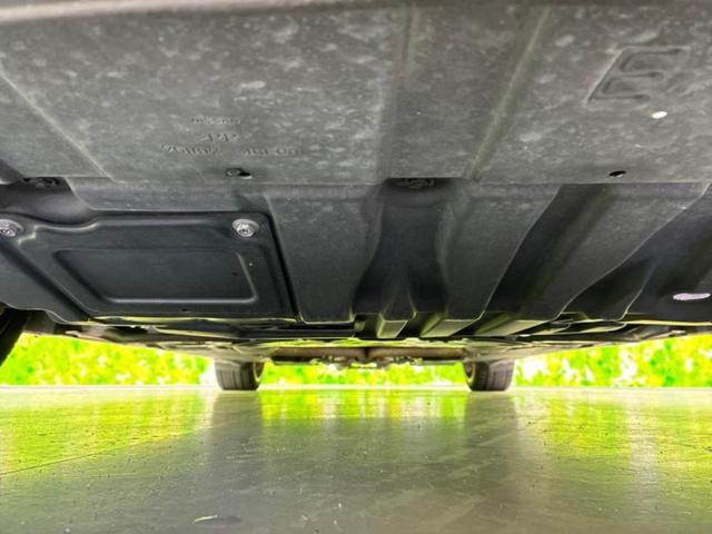 スカイライン ４ＷＤ　ＧＴタイプＳＰ　新品タイヤ／ＢＯＳＥ／純正　８インチ　ＳＤナビ／衝突安全装置／シートヒーター／車線逸脱防止支援システム／シート　フルレザー／ヘッドランプ　ＬＥＤ／ＥＴＣ／ＥＢＤ付ＡＢＳ／横滑り防止装置　革シート（42枚目）