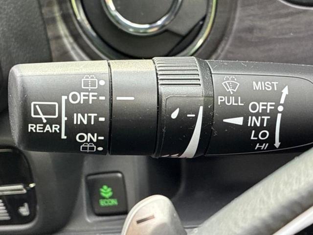 N-ONE プレミアムツアラー 新品タイヤ/保証書/純正 8インチ SDナビ/衝突安全装置/シートヒーター/車線逸脱防止支援システム/シート ハーフレザー/ヘッドランプ LED/ETC/EBD付ABS/横滑り防止装置 ワンオーナー(17枚目)