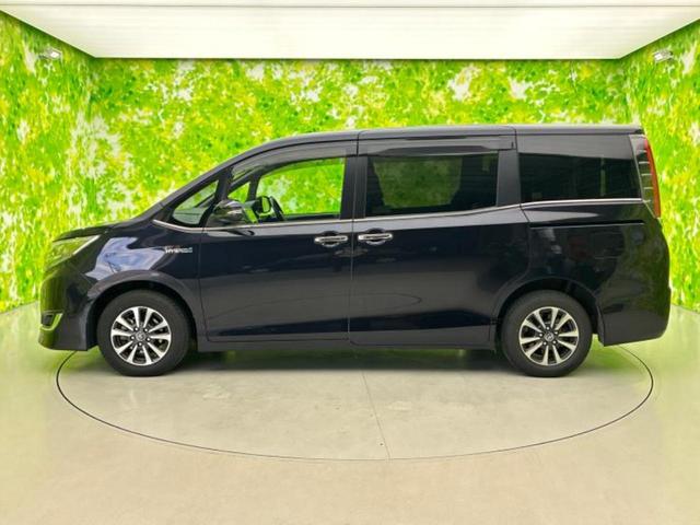 エスクァイア ハイブリッドGiプレミアムパッケージ 保証書/純正 10インチ SDナビ/フリップダウンモニター 純正 12.8インチ/衝突安全装置/両側電動スライドドア/シートヒーター/車線逸脱防止支援システム/シート ハーフレザー 後席モニター(2枚目)