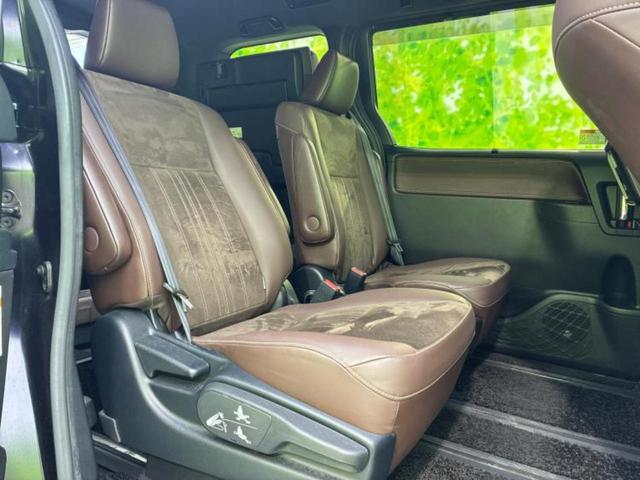 エスクァイア ハイブリッドGiプレミアムパッケージ 保証書/純正 10インチ SDナビ/フリップダウンモニター 純正 12.8インチ/衝突安全装置/両側電動スライドドア/シートヒーター/車線逸脱防止支援システム/シート ハーフレザー 後席モニター(5枚目)