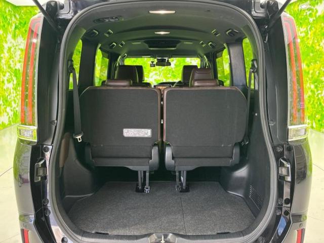 エスクァイア ハイブリッドGiプレミアムパッケージ 保証書/純正 10インチ SDナビ/フリップダウンモニター 純正 12.8インチ/衝突安全装置/両側電動スライドドア/シートヒーター/車線逸脱防止支援システム/シート ハーフレザー 後席モニター(20枚目)