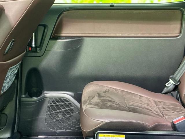 エスクァイア ハイブリッドGiプレミアムパッケージ 保証書/純正 10インチ SDナビ/フリップダウンモニター 純正 12.8インチ/衝突安全装置/両側電動スライドドア/シートヒーター/車線逸脱防止支援システム/シート ハーフレザー 後席モニター(23枚目)