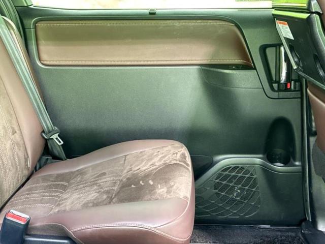 エスクァイア ハイブリッドGiプレミアムパッケージ 保証書/純正 10インチ SDナビ/フリップダウンモニター 純正 12.8インチ/衝突安全装置/両側電動スライドドア/シートヒーター/車線逸脱防止支援システム/シート ハーフレザー 後席モニター(25枚目)