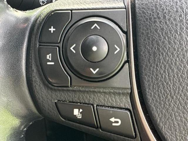 エスクァイア ハイブリッドGiプレミアムパッケージ 保証書/純正 10インチ SDナビ/フリップダウンモニター 純正 12.8インチ/衝突安全装置/両側電動スライドドア/シートヒーター/車線逸脱防止支援システム/シート ハーフレザー 後席モニター(28枚目)