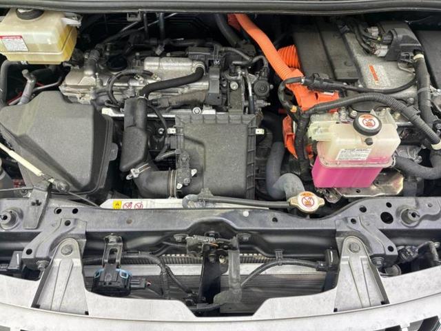 エスクァイア ハイブリッドGiプレミアムパッケージ 保証書/純正 10インチ SDナビ/フリップダウンモニター 純正 12.8インチ/衝突安全装置/両側電動スライドドア/シートヒーター/車線逸脱防止支援システム/シート ハーフレザー 後席モニター(46枚目)