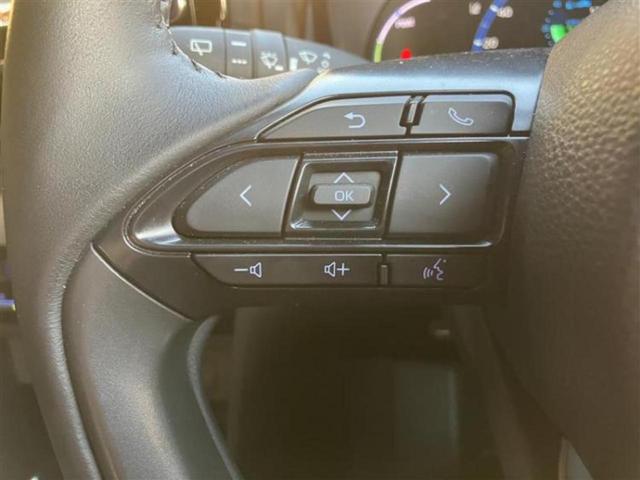 ヤリスクロス ４ＷＤハイブリッドＺ　保証書／ディスプレイオーディオ８インチ／衝突安全装置／シートヒーター／車線逸脱防止支援システム／シート　ハーフレザー／ヘッドランプ　ＬＥＤ／ＥＴＣ／ＥＢＤ付ＡＢＳ／横滑り防止装置　衝突被害軽減システム（13枚目）