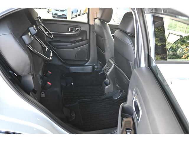 ヴェゼル e:HEVZ ホンダセンシング 純正8INナビ Rカメラ ETC 障害物センサー シートヒーター PWゲート アルミホイール LEDライト ホンダコネクト 衝突回避支援ブレーキ機能 パノラミックビューモニター(22枚目)