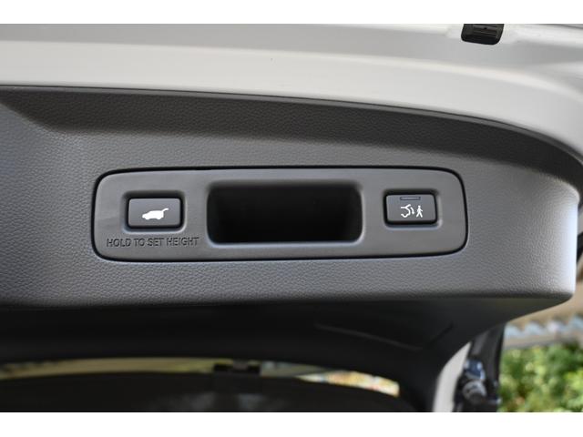 ヴェゼル e:HEVZ ホンダセンシング 純正8INナビ Rカメラ ETC 障害物センサー シートヒーター PWゲート アルミホイール LEDライト ホンダコネクト 衝突回避支援ブレーキ機能 パノラミックビューモニター(24枚目)