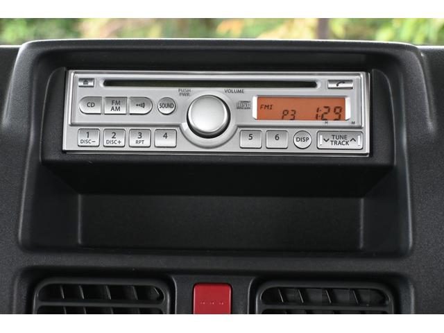 キャリイトラック ＫＸ　ＣＤプレイヤー　Ｐ／Ｓ　Ｐ／Ｗ　三方開　ＨＩＤライト　キーレスエントリーキー　１オーナー　パートタイム４ＷＤ　運転席エアバック　パワステ　ＥＴＣ　エアコン付　パワーウインドウ　ＡＢＳ（2枚目）