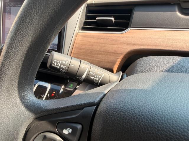 フリード+ハイブリッド ハイブリッドG 1オナ バックモニター フルセグテレビ オートクルーズコントロール ABS ナビTV LEDヘッドランプ シートヒータ USB DVD再生可 VSA ドライブレコーダー キーフリー(30枚目)