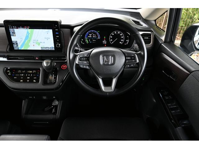 オデッセイハイブリッド e:HEVアブソルート・EX ホンダセンシング 純正10INナビ マルチビューカメラ 2.0ETC FRドラレコ 障害物センサー Pアシスト PWシート シートヒーター オットマン PWゲート アルミホイール LEDライト イモビ(12枚目)