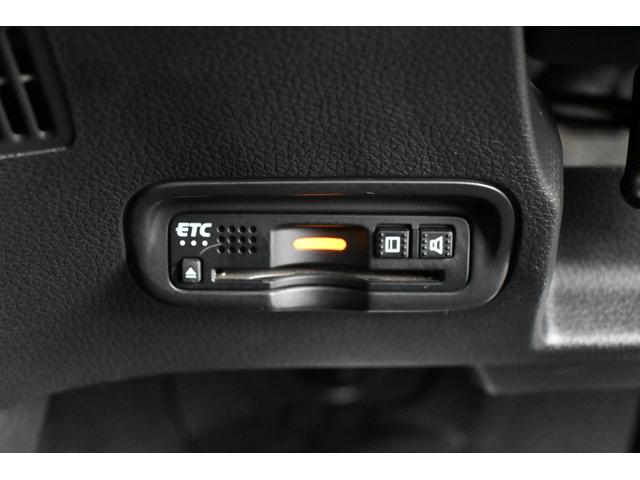 ヴェゼル X・ホンダセンシング カロッツェリアナビ フルセグ Rカメラ ETC アルミホイール LEDライト Wエアバッグ 盗難防止 アクティブクルーズコントロール オートエアコン LEDランプ 衝突軽減ブレ-キ パワステ TVナビ(14枚目)