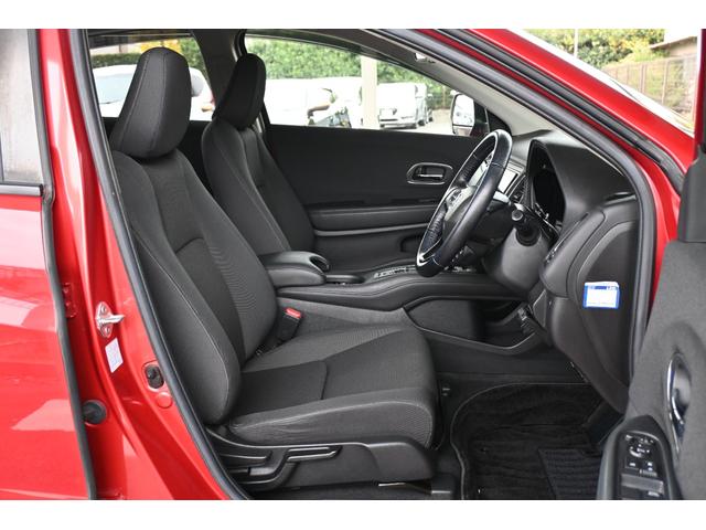 ヴェゼル X・ホンダセンシング カロッツェリアナビ フルセグ Rカメラ ETC アルミホイール LEDライト Wエアバッグ 盗難防止 アクティブクルーズコントロール オートエアコン LEDランプ 衝突軽減ブレ-キ パワステ TVナビ(17枚目)