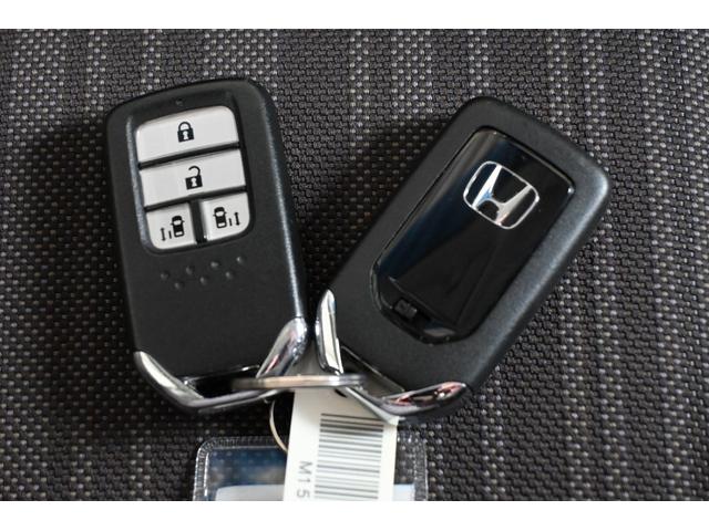 フリード G・ホンダセンシング 純正ナビ ワンセグ Rカメラ ETC LEDライト 両側Pスライドドア 追突被害軽減ブレーキ iストップ Wエアバッグ パワーウィンドウ ベンチシート 1オ-ナ- アクティブクルーズコントロール(16枚目)