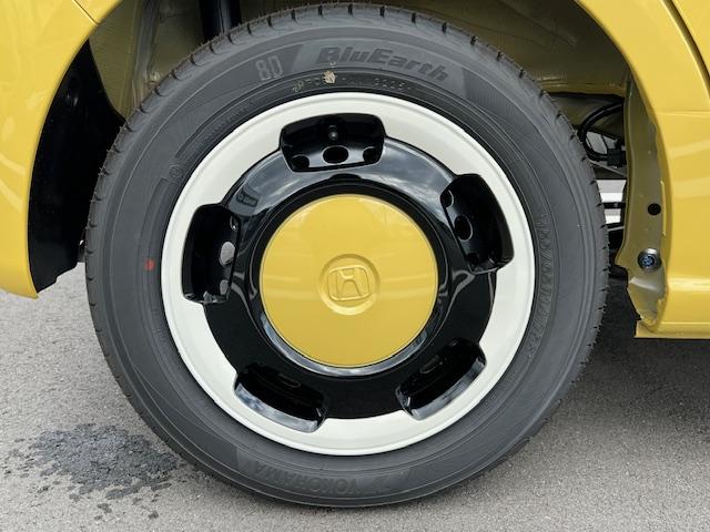 Ｎ－ＢＯＸ ベースグレード　届出済み未使用車　禁煙　Ｈｏｎｄａセンシング　コンフォートＰＫＧ　純正ナビ　地デジ　Ｂカメラ　両側電動スライドドア　ＬＥＤライト　コーナーセンサー　ＥＴＣ　１４インチホイール　衝突軽減システム　ＡＢＳ（9枚目）