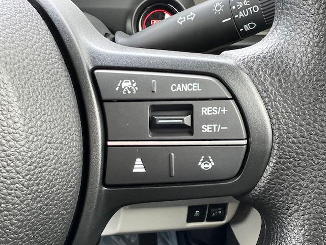 Ｎ－ＢＯＸ ベースグレード　届出済み未使用車　禁煙　コンフォートＰＫＧ　Ｈｏｎｄａセンシング　純正ナビ　地デジ　Ｂカメラ　Ｂｌｕｅｔｏｏｔｈ　両側電動スライドドア　ＬＥＤライト　シートヒーター　フロントドラレコ　ＥＴＣ　ＡＢＳ（12枚目）