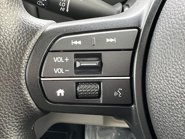 Ｎ－ＢＯＸ ベースグレード　届出済み未使用車　禁煙　コンフォートＰＫＧ　Ｈｏｎｄａセンシング　純正ナビ　地デジ　Ｂカメラ　Ｂｌｕｅｔｏｏｔｈ　両側電動スライドドア　ＬＥＤライト　シートヒーター　フロントドラレコ　ＥＴＣ　ＡＢＳ（13枚目）