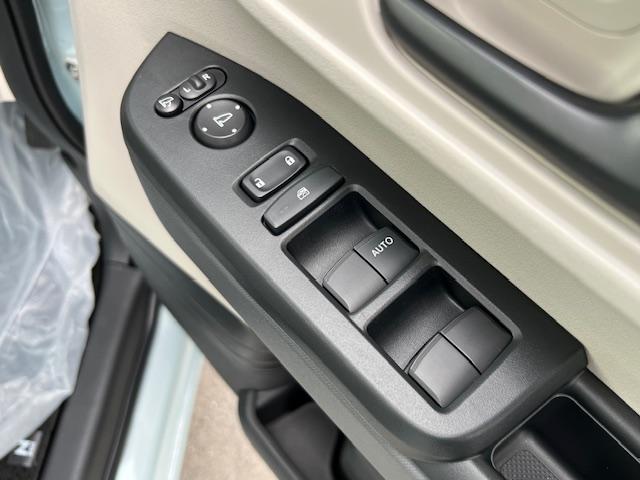 Ｎ－ＢＯＸ ベースグレード　届出済み未使用車　禁煙　コンフォートＰＫＧ　Ｈｏｎｄａセンシング　純正ナビ　地デジ　Ｂカメラ　Ｂｌｕｅｔｏｏｔｈ　両側電動スライドドア　ＬＥＤライト　シートヒーター　フロントドラレコ　ＥＴＣ　ＡＢＳ（22枚目）