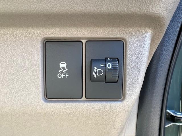 Ｎ－ＢＯＸジョイ ベースグレード　届出済み未使用車　禁煙車　ＪＯＹ　Ｈｏｎｄａセンシング　純正ナビ　地デジ　Ｂカメラ　Ｂｌｕｅｔｏｏｔｈ　片側電動スライドドア　ＬＥＤライト　シートヒーター　ＥＴＣ　前ドラレコ　１４インチホイール（16枚目）