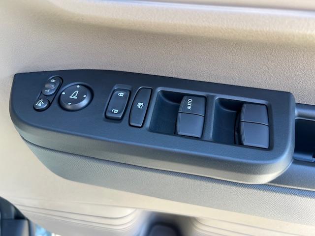 Ｎ－ＢＯＸジョイ ベースグレード　届出済み未使用車　禁煙車　ＪＯＹ　Ｈｏｎｄａセンシング　純正ナビ　地デジ　Ｂカメラ　Ｂｌｕｅｔｏｏｔｈ　片側電動スライドドア　ＬＥＤライト　シートヒーター　ＥＴＣ　前ドラレコ　１４インチホイール（17枚目）