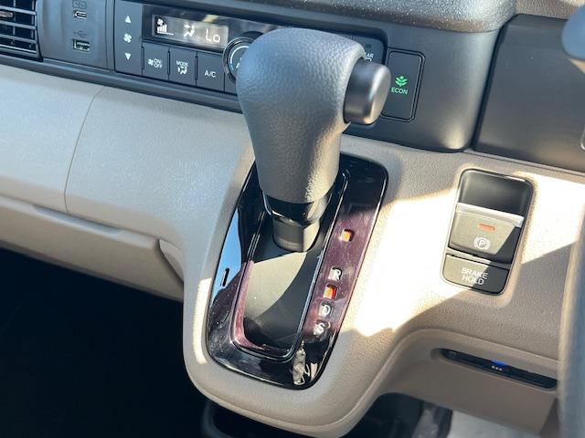 Ｎ－ＢＯＸジョイ ベースグレード　届出済み未使用車　禁煙車　ＪＯＹ　Ｈｏｎｄａセンシング　純正ナビ　地デジ　Ｂカメラ　Ｂｌｕｅｔｏｏｔｈ　片側電動スライドドア　ＬＥＤライト　シートヒーター　ＥＴＣ　前ドラレコ　１４インチホイール（27枚目）