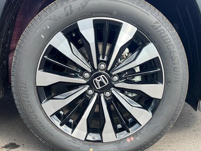 ＷＲ－Ｖ Ｚ　登録済み未使用車　禁煙車　Ｈｏｎｄａセンシング　純正ナビ　地デジ　Ｂカメラ　Ｂｌｕｅｔｏｏｔｈ　ＬＥＤヘッドライト　コーナーセンサー　前ドラレコ　１７インチアルミホイール　ＥＴＣ　ＤＶＤ　ソナー（9枚目）