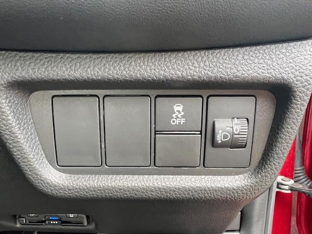 ＷＲ－Ｖ Ｚ　登録済み未使用車　禁煙車　Ｈｏｎｄａセンシング　純正ナビ　地デジ　Ｂカメラ　Ｂｌｕｅｔｏｏｔｈ　ＬＥＤヘッドライト　コーナーセンサー　前ドラレコ　１７インチアルミホイール　ＥＴＣ　ＤＶＤ　ソナー（25枚目）