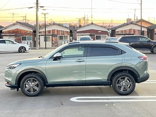 ヴェゼル e:HEVX・HuNTパッケージ 弊社デモカー 禁煙車 ワンオーナー車 Hondaセンシング 純正ナビ 地デジ Bカメラ Bluetooth ホンダコネクト オートリトラミラー コーナーセンサー LEDライト 前後ドラレコ ETC(6枚目)