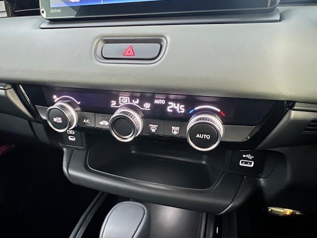 ヴェゼル e:HEVX・HuNTパッケージ 弊社デモカー 禁煙車 ワンオーナー車 Hondaセンシング 純正ナビ 地デジ Bカメラ Bluetooth ホンダコネクト オートリトラミラー コーナーセンサー LEDライト 前後ドラレコ ETC(28枚目)