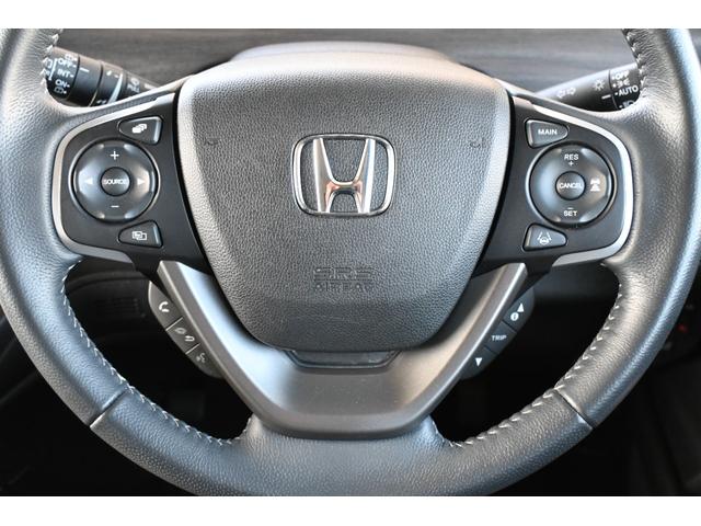 フリード Ｇ・ホンダセンシング　純正ナビ　フルセグ　Ｒカメラ　ＥＴＣ　ＦＲドラレコ　シートヒーター　アルミホイール　ＬＥＤライト　両側Ｐスライドドア　Ｆセグ　追突被害軽減ブレーキ　ｉストップ　Ｗエアバッグ　パワーウィンドウ　ＶＳＡ（12枚目）