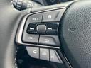Ｚ　登録済み未使用車　禁煙車　Ｈｏｎｄａセンシング　純正ナビ　地デジ　Ｂカメラ　Ｂｌｕｅｔｏｏｔｈ　ＬＥＤヘッドライト　コーナーセンサー　前ドラレコ　１７インチアルミホイール　ＥＴＣ　ＤＶＤ　ソナー（13枚目）