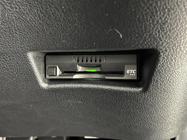 シエンタ Ｇ　クエロ　禁煙車　衝突被害軽減ブレーキ　ＬＥＤライト　７インチＳＤナビ　ワンセグＴＶ　ブルートゥース　ＣＤ　ＳＤ　バックモニター　ＥＴＣ　社外１５インチＡＷ　両側パワースライドドア　スマートキー　点検記録簿（35枚目）